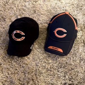 🐻CHICAGO BEARS! 2 hats.🧢Comes from a clean, smoke free home. 🏈 season!